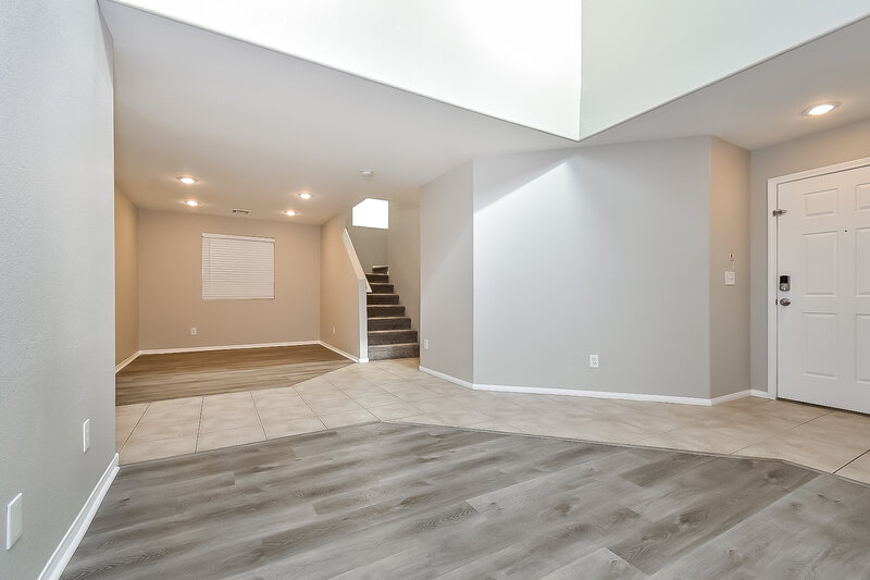 2,375/Mo, 9503 Grandview Spring Ave Las Vegas, NV 89166 Family Room View 2