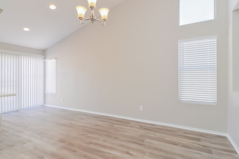 2,780/Mo, 1644 Splinter Rock Way North Las Vegas, NV 89031 Dining Room View 3