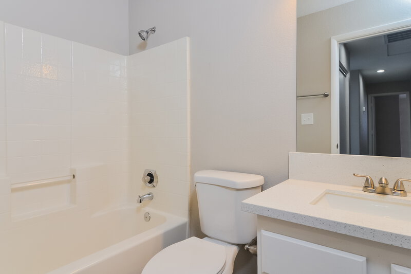 2,780/Mo, 1644 Splinter Rock Way North Las Vegas, NV 89031 Bathroom View
