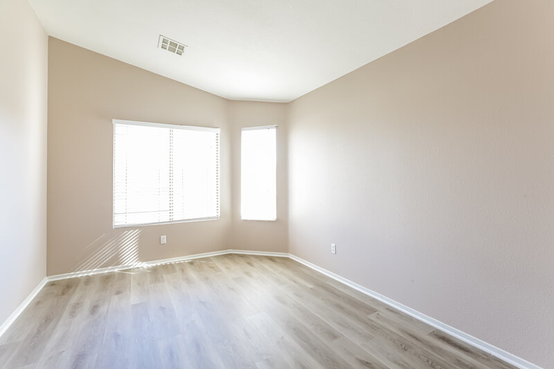2,270/Mo, 10205 Barrel Ridge St Las Vegas, NV 89183 Bedroom View 3
