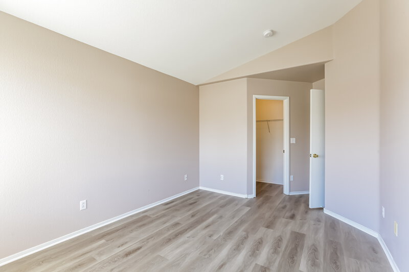 2,270/Mo, 10205 Barrel Ridge St Las Vegas, NV 89183 Bedroom View 4