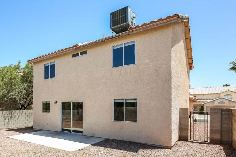 2,035/Mo, 7512 Hickory Hills Dr Las Vegas, NV 89130 Rear View