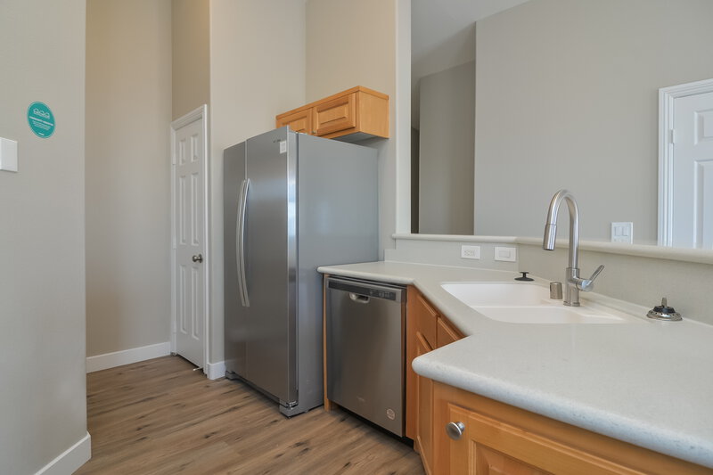 1,675/Mo, 1082 Elation Ln Unit 101 Henderson, NV 89002 Kitchen View