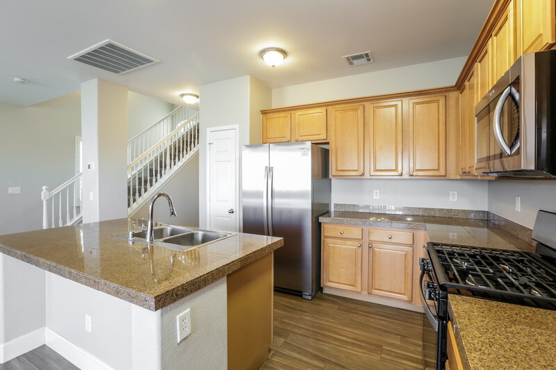 2,430/Mo, 9060 Black Elk Ave Las Vegas, NV 89143 Kitchen View 2