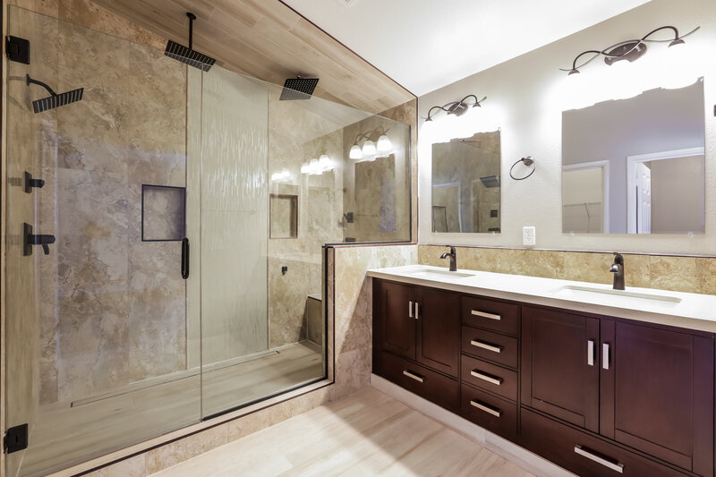 2,430/Mo, 9060 Black Elk Ave Las Vegas, NV 89143 Main Bathroom View