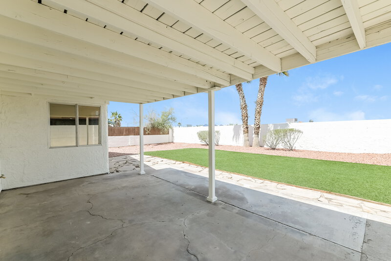 2,030/Mo, 364 Toyabe St Henderson, NV 89015 Covered Patio View
