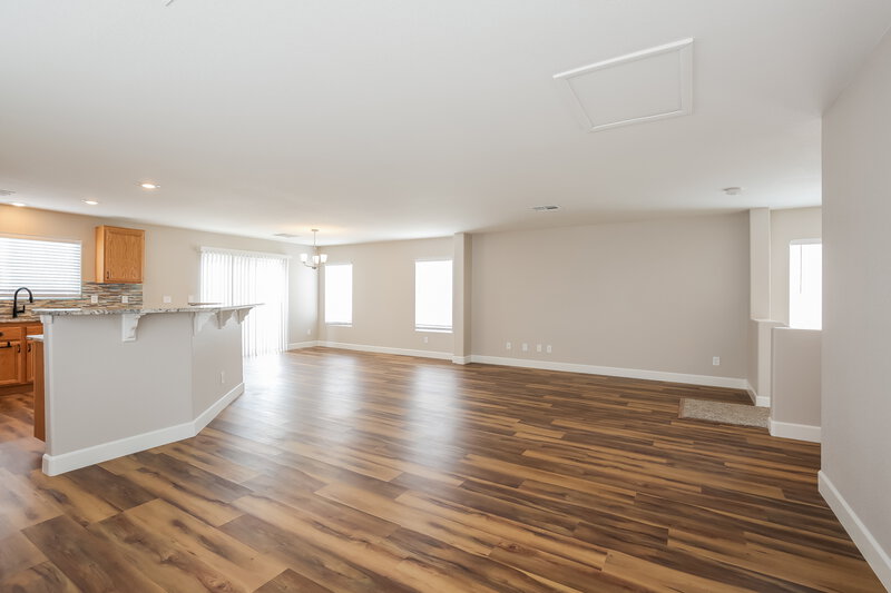 2,325/Mo, 5008 Diamond Ranch Ave Las Vegas, NV 89131 Misc View 3