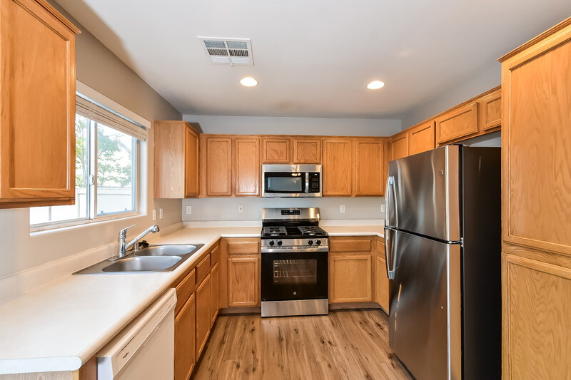 1,950/Mo, 8028 Copperhead Creek St Las Vegas, NV 89143 Misc View 4