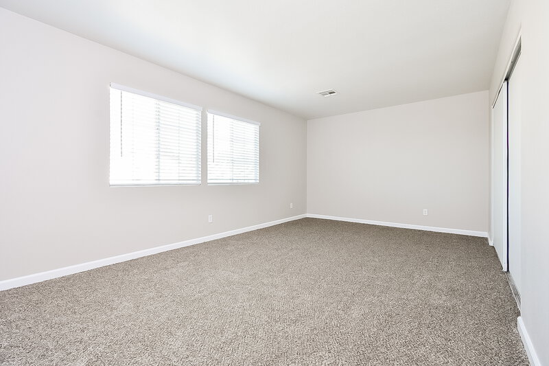 2,240/Mo, 6714 Cinnabar Coast Ln North Las Vegas, NV 89084 Main Bedroom View 2