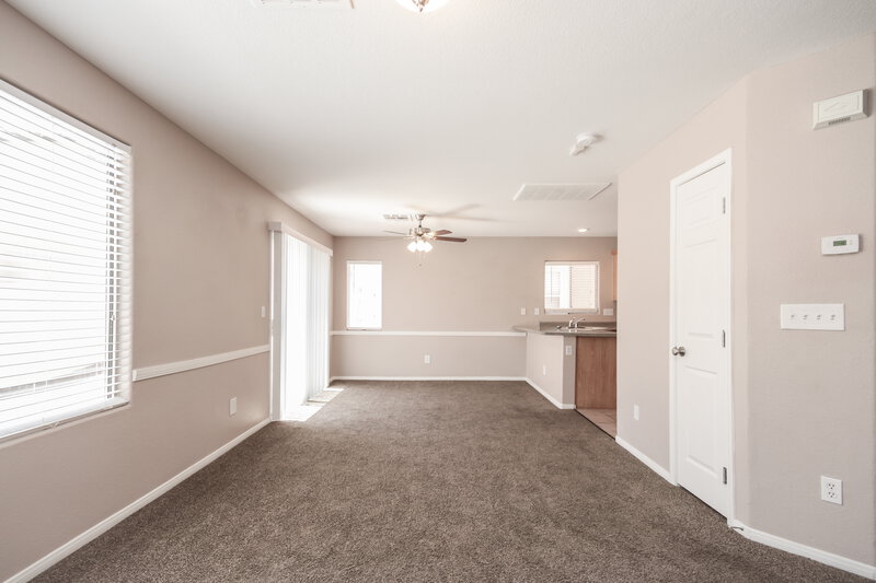 1,880/Mo, 6521 Belgrave Hall Ln Las Vegas, NV 89122 Living Area View 3