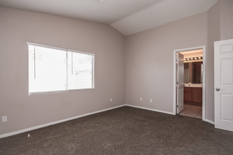 1,880/Mo, 6521 Belgrave Hall Ln Las Vegas, NV 89122 Bedroom View 3