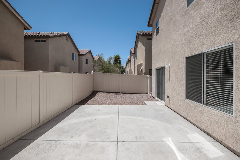 1,880/Mo, 6521 Belgrave Hall Ln Las Vegas, NV 89122 Rear View 2