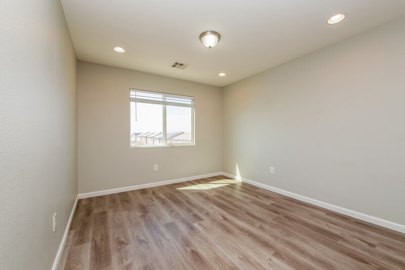 2,565/Mo, 2405 Breckle Key Avenue North Las Vegas, NV 89081 Misc View 6