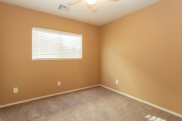 2,180/Mo, 5025 Whistling Acres Ave Las Vegas, NV 89131 Bedroom View