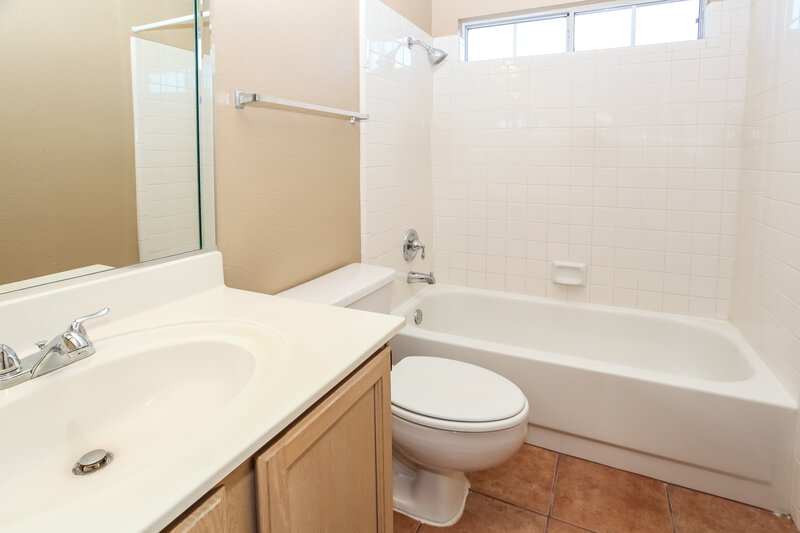 1,970/Mo, 5405 Brittlebush Way Las Vegas, NV 89130 Bathroom View