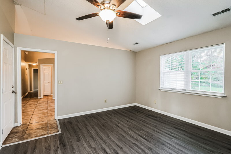 1,865/Mo, 3421 Morgan Trail Jeffersonville, IN 47130 Family Room View 2
