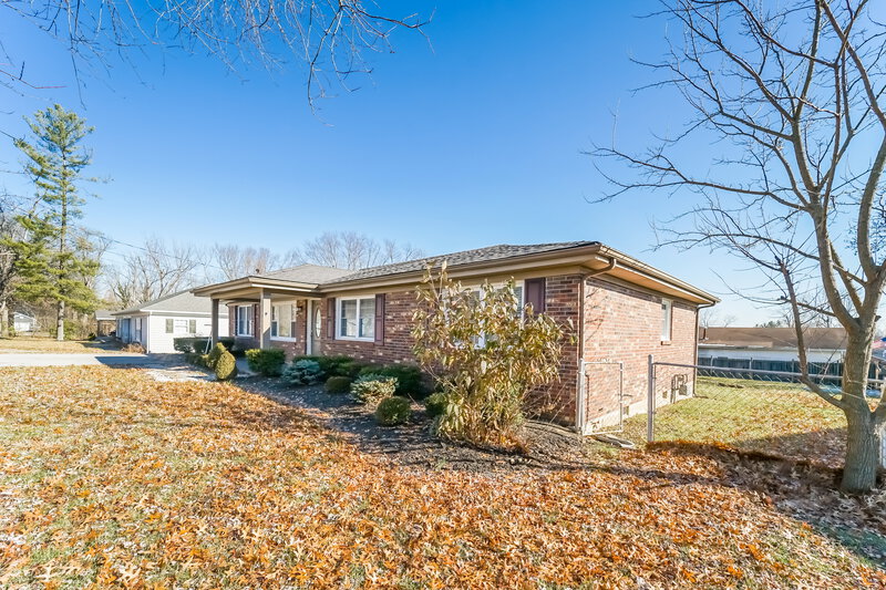 1,895/Mo, 6506 Missionary Ridge Dr Pewee Valley, KY 40056 Misc View