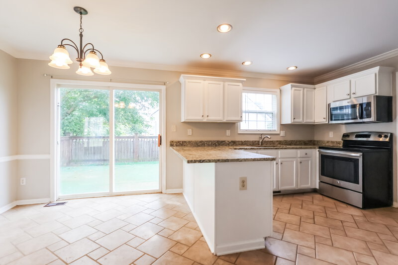 1,895/Mo, 10500 Sandbourne Way Louisville, KY 40241 Kitchen View