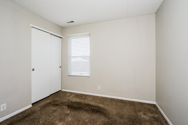 1,900/Mo, 6516 Hunters Creek Blvd Louisville, KY 40258 Misc View 9