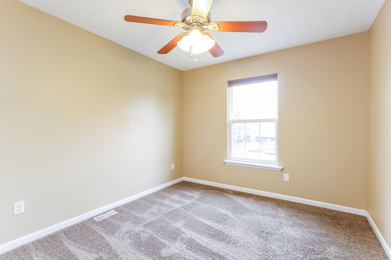 1,845/Mo, 7008 Hollow Oaks Dr Louisville, KY 40291 Bedroom View 3