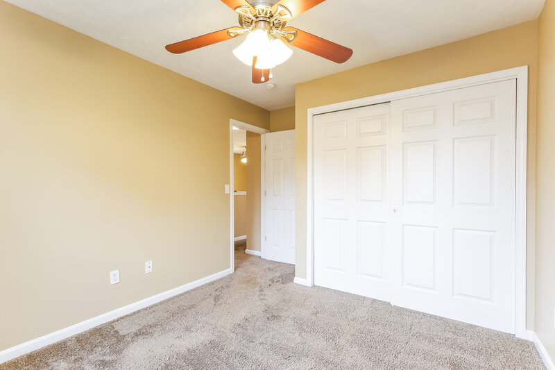 1,845/Mo, 7008 Hollow Oaks Dr Louisville, KY 40291 Bedroom View 4