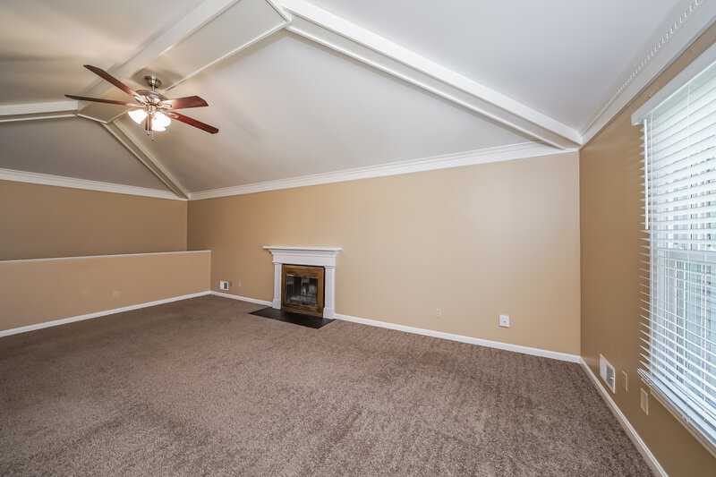 2,305/Mo, 7017 Field View Ct Louisville, KY 40291 Living Room View 2