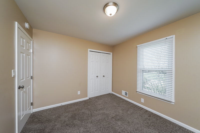2,305/Mo, 7017 Field View Ct Louisville, KY 40291 Bedroom View 5