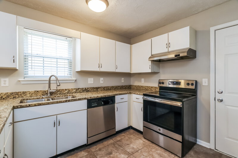 1,837/Mo, 4321 Willow View Blvd Louisville, KY 40299 Kitchen View