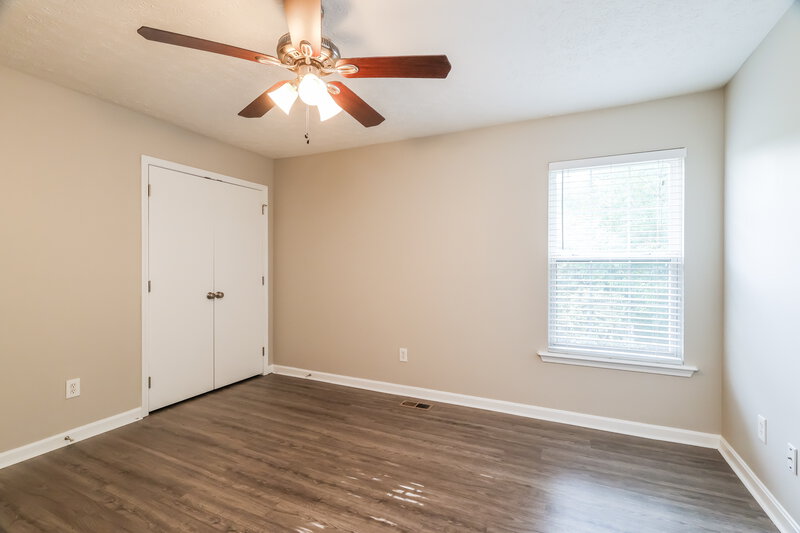 1,837/Mo, 4321 Willow View Blvd Louisville, KY 40299 Bedroom View 2