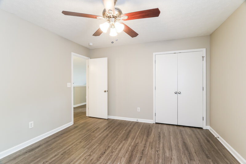 1,837/Mo, 4321 Willow View Blvd Louisville, KY 40299 Bedroom View 3