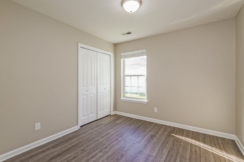 1,880/Mo, 11107 Meadow Chase Ct Louisville, KY 40229 Bedroom View