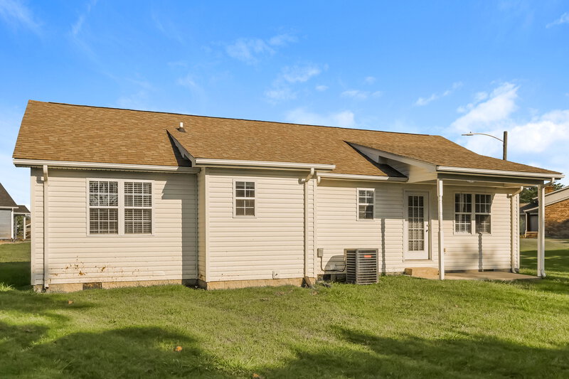 1,675/Mo, 291 Agin Way Milton, KY 40045 Rear View