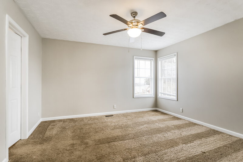 1,505/Mo, 90 Hillwood Dr Milton, KY 40045 Main Bedroom View