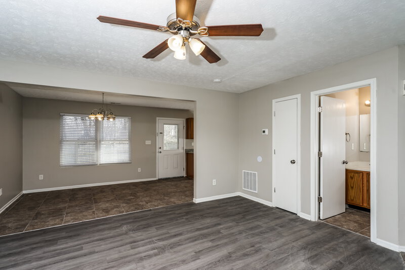 1,775/Mo, 6311 Hackel Dr Louisville, KY 40258 Misc View 5