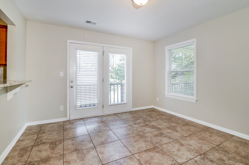 1,845/Mo, 1818 Jefferson Ave Louisville, KY 40242 Dining Room View