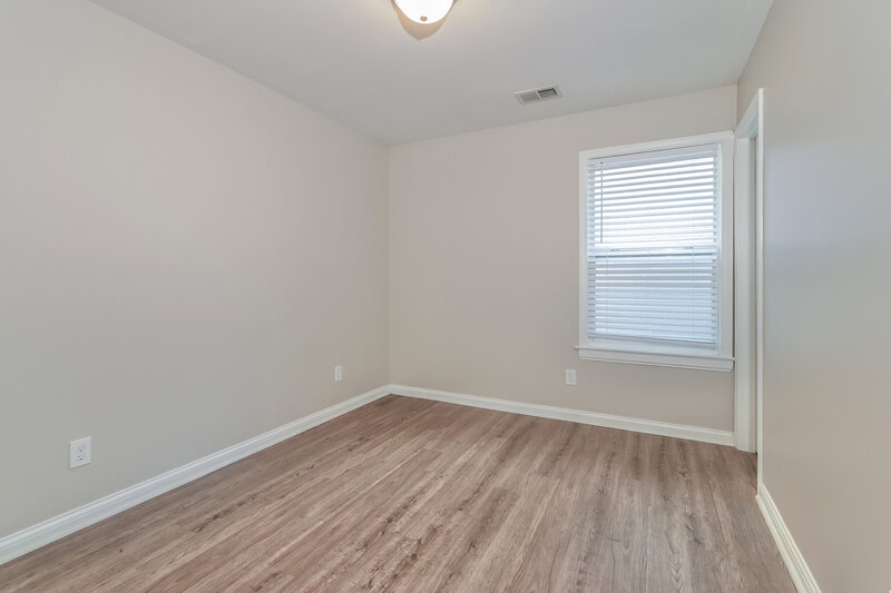1,845/Mo, 1818 Jefferson Ave Louisville, KY 40242 Bedroom View