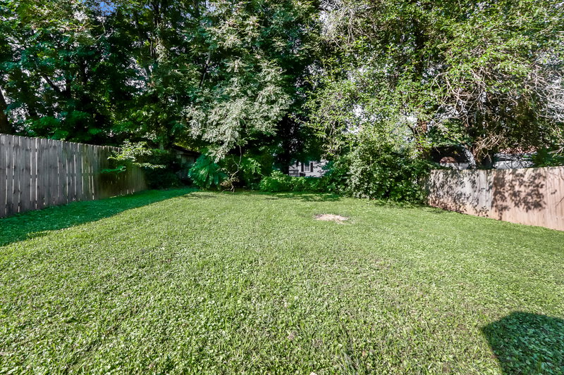 1,845/Mo, 1818 Jefferson Ave Louisville, KY 40242 Exterior View