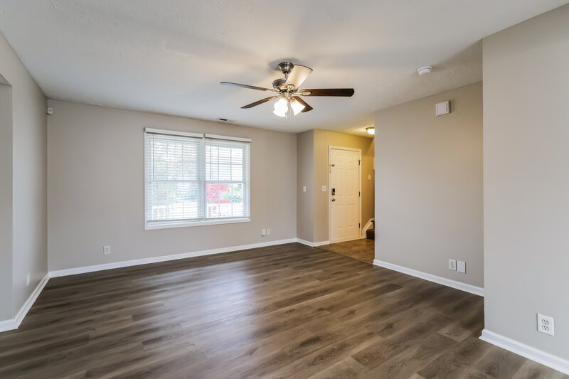 1,585/Mo, 6220 Maravian Dr Louisville, KY 40258 Misc View 2