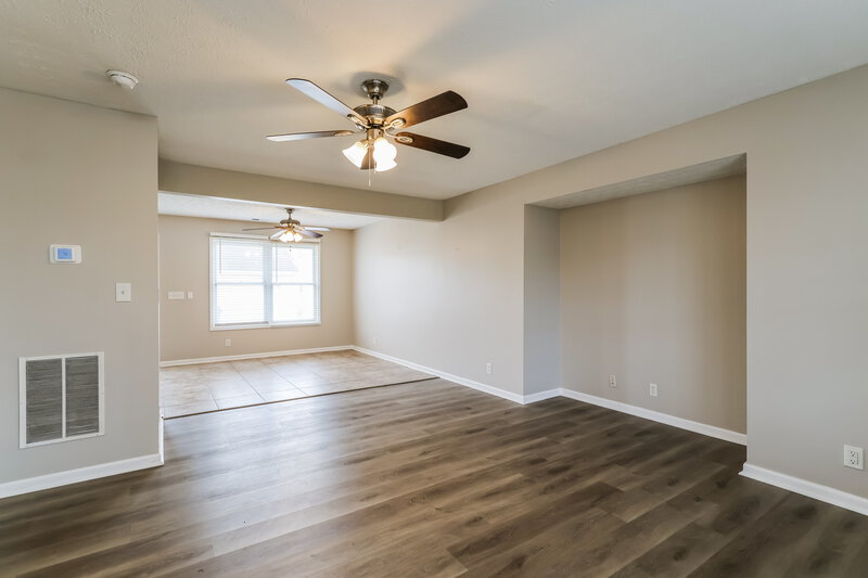 1,585/Mo, 6220 Maravian Dr Louisville, KY 40258 Misc View 3