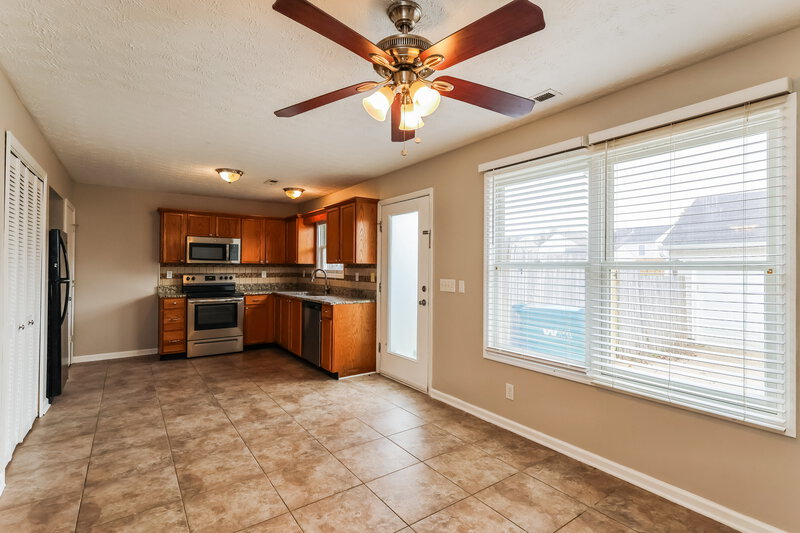 1,585/Mo, 6220 Maravian Dr Louisville, KY 40258 Misc View 5