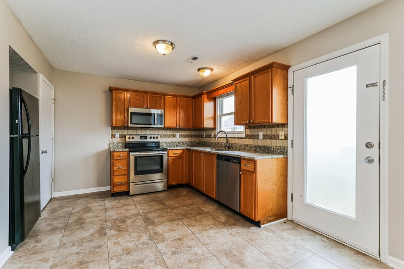 1,585/Mo, 6220 Maravian Dr Louisville, KY 40258 Misc View 6