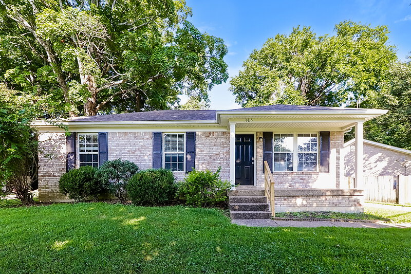 1,745/Mo, 5510 Littleridge Dr Louisville, KY 40229 External View