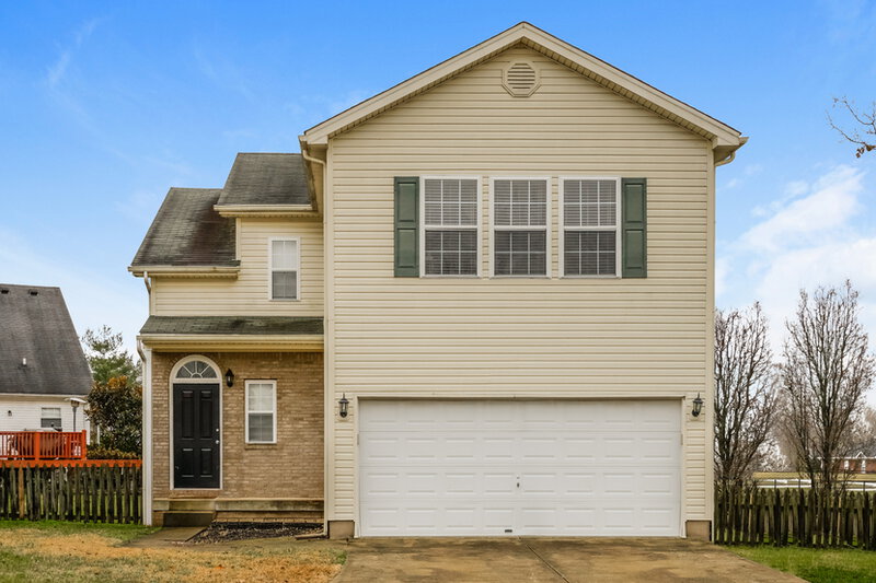 2,250/Mo, 11209 Sand Lake Ct Louisville, KY 40272 External View