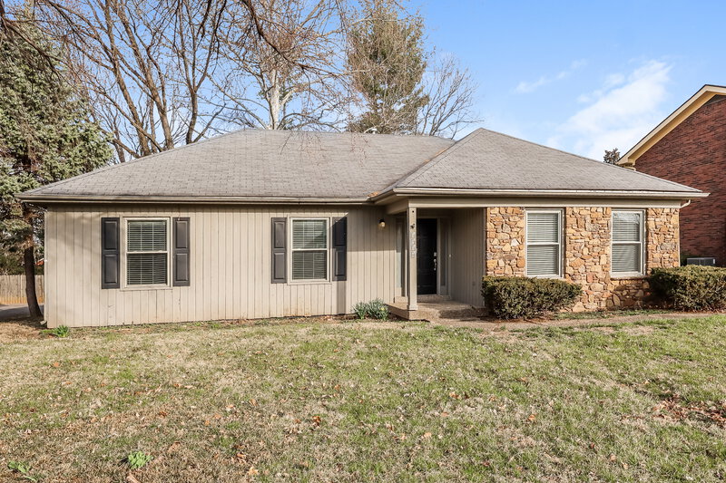 1,345/Mo, 1914 Arboro Pl Louisville, KY 40220 Front View