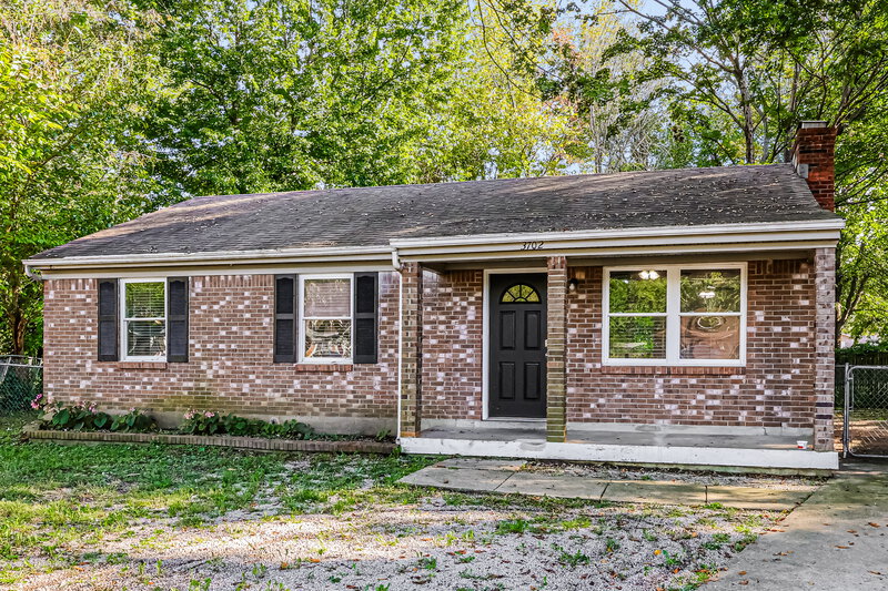 1,435/Mo, 3702 Blue Creek Ct Louisville, KY 40229 Front View