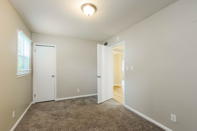 1,560/Mo, 7303 Dunkirk Ln Louisville, KY 40272 Misc View 9