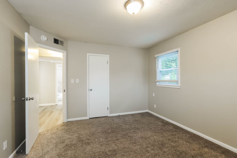 1,560/Mo, 7303 Dunkirk Ln Louisville, KY 40272 Misc View 11