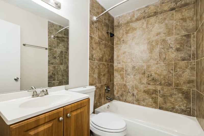 1,560/Mo, 7303 Dunkirk Ln Louisville, KY 40272 Misc View 12