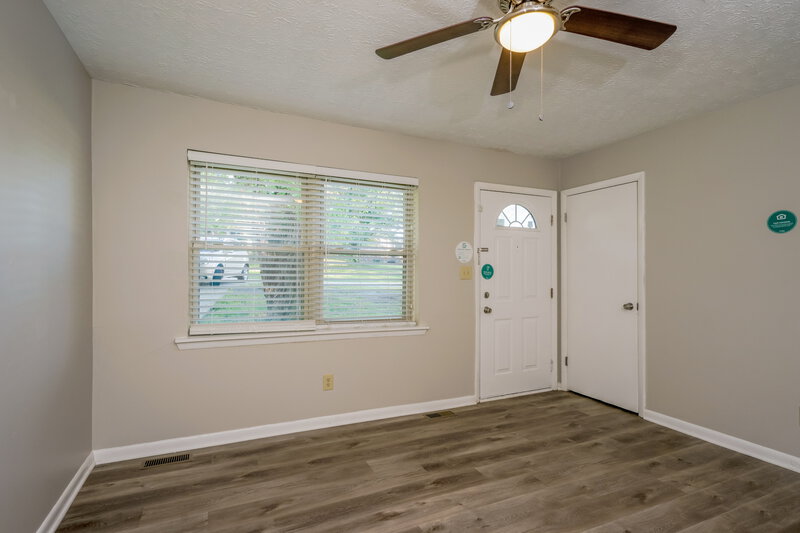 1,665/Mo, 7906 Candleglow Ln Louisville, KY 40214 Misc View 2