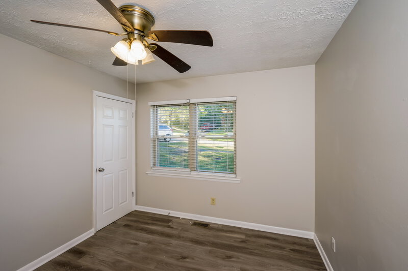 1,665/Mo, 7906 Candleglow Ln Louisville, KY 40214 Misc View 8
